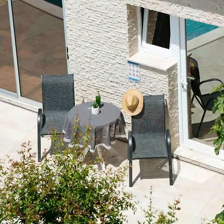 Fuer 3 Personen Ca 30 Qm In Pula, Istrien Istrische Riviera Apartament *